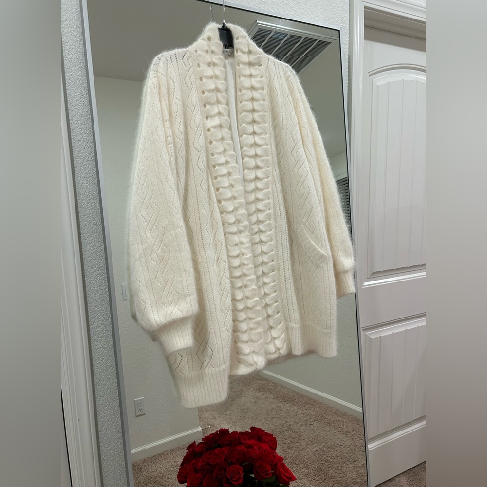 🖤 VINTAGE GEE GEE FUZZY 80% ANGORA WARM SWEATER CARDIGAN LONG SLEEVE 🖤